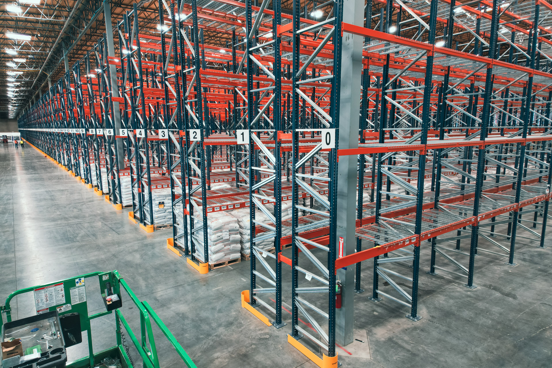Warehouse pallet rack installation in Greater Newark